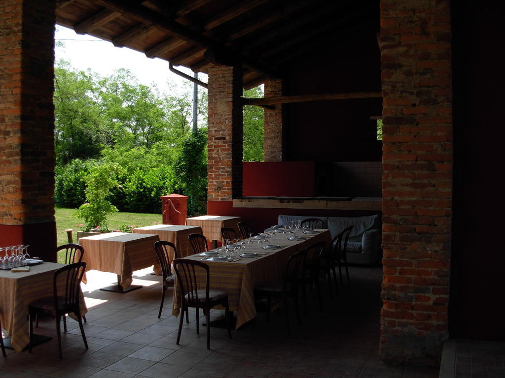 Bed and Breakfast Cascina Foresto Cossato Экстерьер фото